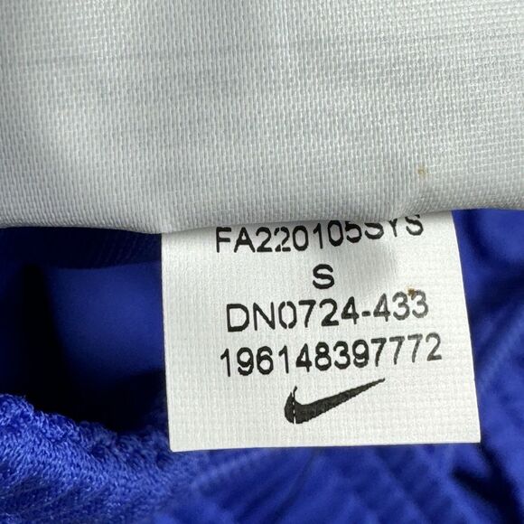 BRAZIL NATIONAL TEAM 2022-23 HOME SHORTS NIKE DN0724-433 SOCCER SIZE SMALL - Picture 4 of 5